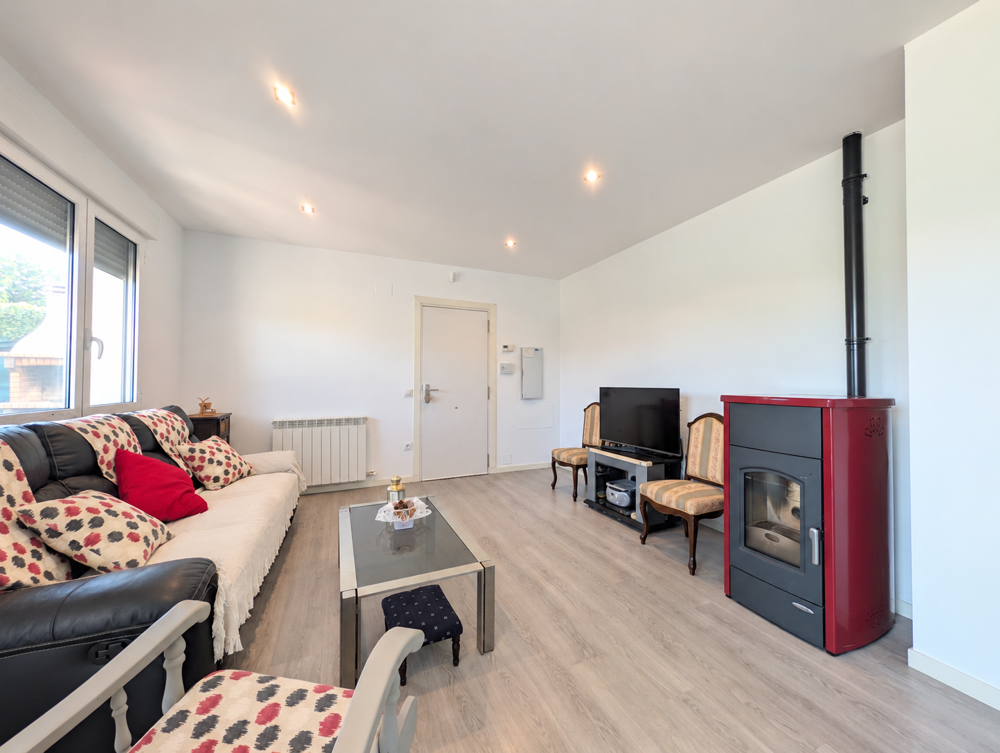 Chalet independiente adaptado con piscina en Ontinar del Salz 2
